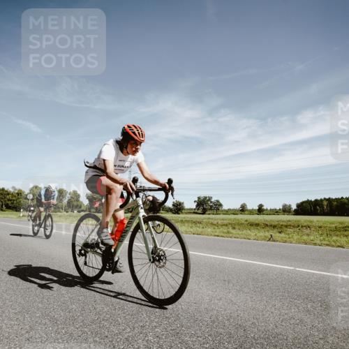 07.09.2025 - 19. Norderstedt Triathlon Michael Burmester http://msf.ph/oto/8856213 07.09.2025 12:15:34 Radfahren 146, 210, 215, 780, 1364 meine-sportfotos.de