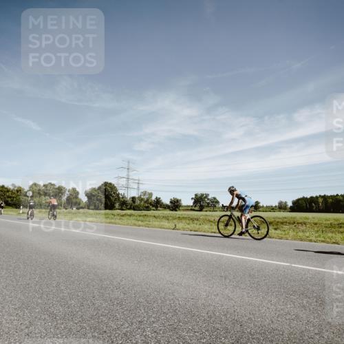 07.09.2025 - 19. Norderstedt Triathlon Michael Burmester http://msf.ph/oto/8856227 07.09.2025 12:15:38 Radfahren  meine-sportfotos.de