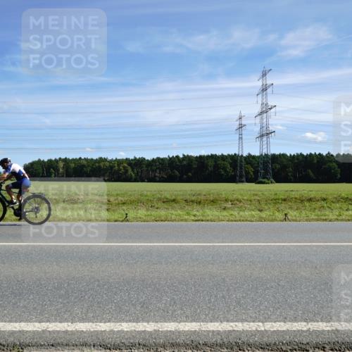 07.09.2025 - 19. Norderstedt Triathlon Michael Burmester http://msf.ph/oto/8856235 07.09.2025 12:47:39 Radfahren 275 meine-sportfotos.de
