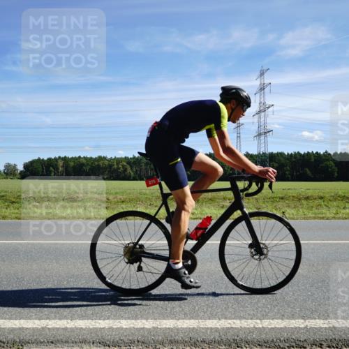 07.09.2025 - 19. Norderstedt Triathlon Michael Burmester http://msf.ph/oto/8856239 07.09.2025 12:47:42 Radfahren 275 meine-sportfotos.de