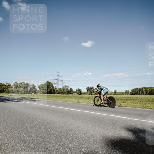 07.09.2025 - 19. Norderstedt Triathlon Michael Burmester http://msf.ph/oto/8856240 07.09.2025 15:20:34 Radfahren 945, 1506 meine-sportfotos.de