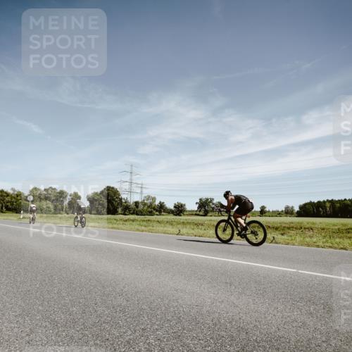07.09.2025 - 19. Norderstedt Triathlon Michael Burmester http://msf.ph/oto/8856241 07.09.2025 12:15:44 Radfahren  meine-sportfotos.de