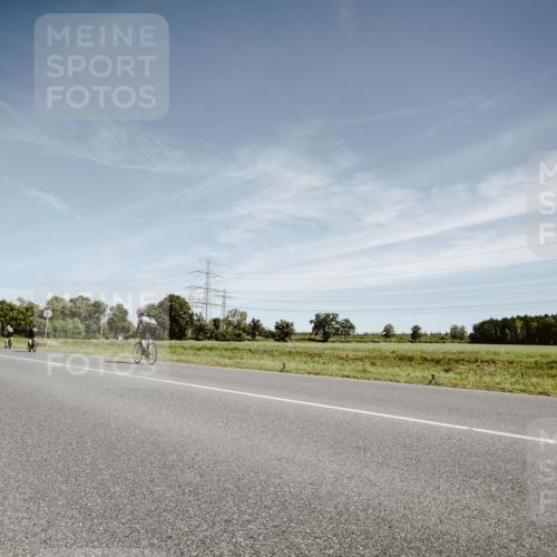 07.09.2025 - 19. Norderstedt Triathlon Michael Burmester http://msf.ph/oto/8856248 07.09.2025 12:15:47 Radfahren 1241 meine-sportfotos.de