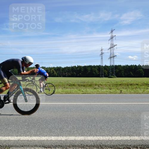 07.09.2025 - 19. Norderstedt Triathlon Michael Burmester http://msf.ph/oto/8856249 07.09.2025 12:47:49 Radfahren 318, 825, 1396 meine-sportfotos.de