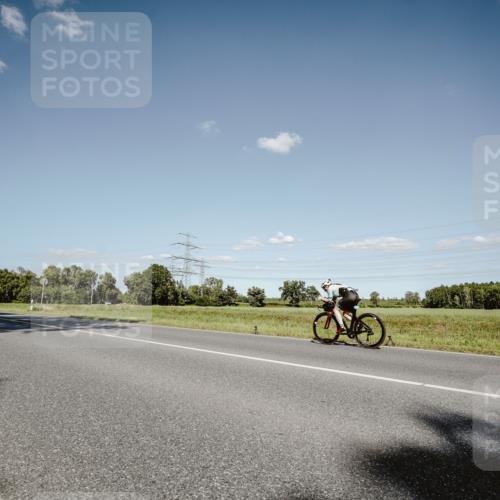 07.09.2025 - 19. Norderstedt Triathlon Michael Burmester http://msf.ph/oto/8856250 07.09.2025 15:20:42 Radfahren 953, 1460 meine-sportfotos.de