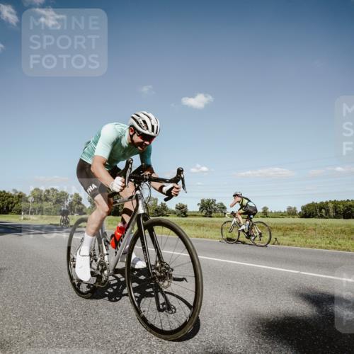 07.09.2025 - 19. Norderstedt Triathlon Michael Burmester http://msf.ph/oto/8856253 07.09.2025 15:20:44 Radfahren 953, 1460 meine-sportfotos.de