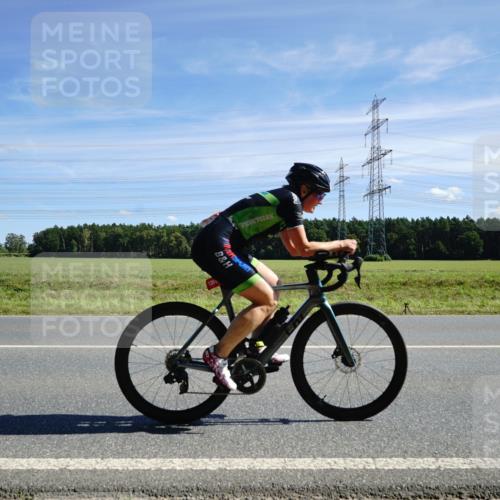 07.09.2025 - 19. Norderstedt Triathlon Michael Burmester http://msf.ph/oto/8856254 07.09.2025 12:47:50 Radfahren 318, 825, 1396 meine-sportfotos.de