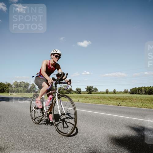 07.09.2025 - 19. Norderstedt Triathlon Michael Burmester http://msf.ph/oto/8856263 07.09.2025 15:20:49 Radfahren 464, 466 meine-sportfotos.de