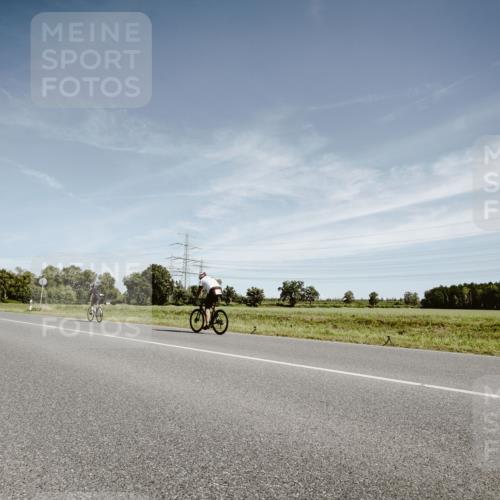 07.09.2025 - 19. Norderstedt Triathlon Michael Burmester http://msf.ph/oto/8856268 07.09.2025 12:15:55 Radfahren 851, 1329 meine-sportfotos.de