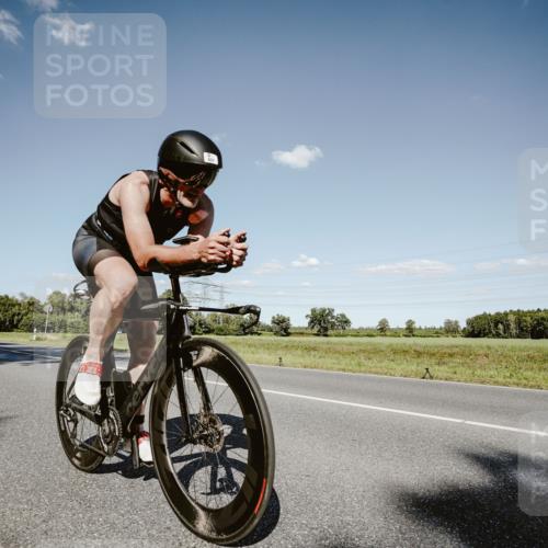 07.09.2025 - 19. Norderstedt Triathlon Michael Burmester http://msf.ph/oto/8856277 07.09.2025 15:20:54 Radfahren 431, 477 meine-sportfotos.de