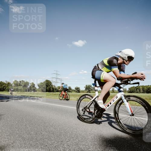 07.09.2025 - 19. Norderstedt Triathlon Michael Burmester http://msf.ph/oto/8856305 07.09.2025 15:21:06 Radfahren 377, 416, 902, 936, 951 meine-sportfotos.de