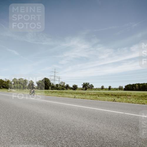 07.09.2025 - 19. Norderstedt Triathlon Michael Burmester http://msf.ph/oto/8856314 07.09.2025 12:16:23 Radfahren 163 meine-sportfotos.de