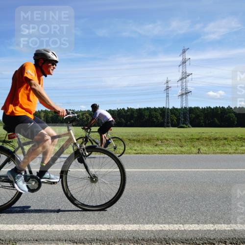 07.09.2025 - 19. Norderstedt Triathlon Michael Burmester http://msf.ph/oto/8856321 07.09.2025 12:48:15 Radfahren 1304 meine-sportfotos.de