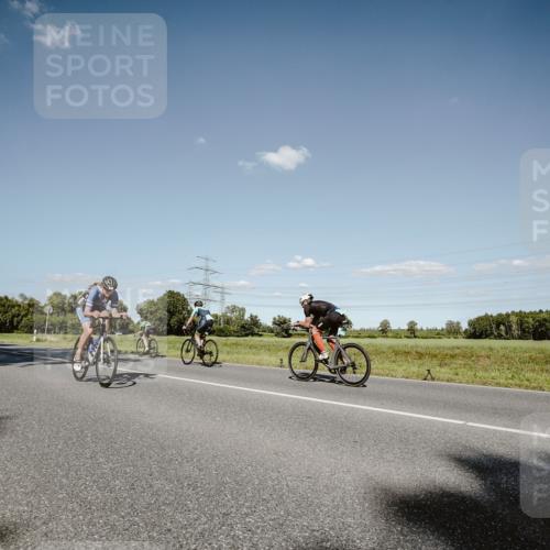 07.09.2025 - 19. Norderstedt Triathlon Michael Burmester http://msf.ph/oto/8856329 07.09.2025 15:21:13 Radfahren 480, 897, 914, 1504, 1537 meine-sportfotos.de