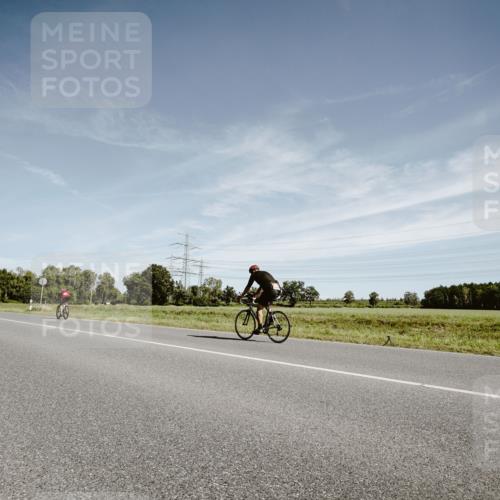 07.09.2025 - 19. Norderstedt Triathlon Michael Burmester http://msf.ph/oto/8856334 07.09.2025 12:16:34 Radfahren 738 meine-sportfotos.de