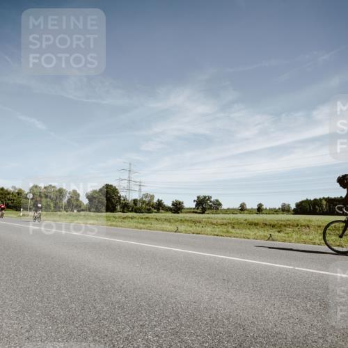 07.09.2025 - 19. Norderstedt Triathlon Michael Burmester http://msf.ph/oto/8856338 07.09.2025 12:16:35 Radfahren 738 meine-sportfotos.de