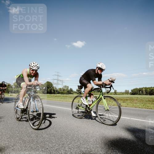 07.09.2025 - 19. Norderstedt Triathlon Michael Burmester http://msf.ph/oto/8856343 07.09.2025 15:21:17 Radfahren 473, 866, 897, 914, 1475, 1504 meine-sportfotos.de
