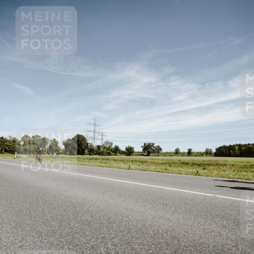 07.09.2025 - 19. Norderstedt Triathlon Michael Burmester http://msf.ph/oto/8856345 07.09.2025 12:16:37 Radfahren  meine-sportfotos.de