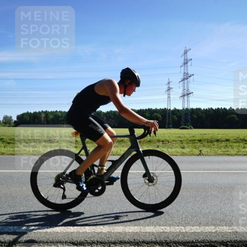 07.09.2025 - 19. Norderstedt Triathlon Michael Burmester http://msf.ph/oto/8856351 07.09.2025 11:06:21 Radfahren 1208 meine-sportfotos.de