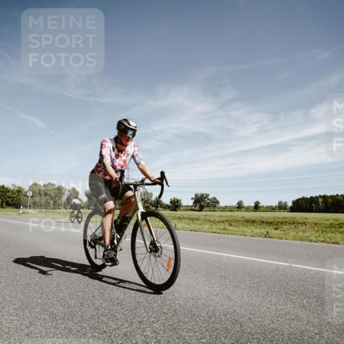 07.09.2025 - 19. Norderstedt Triathlon Michael Burmester http://msf.ph/oto/8856359 07.09.2025 12:16:41 Radfahren 302 meine-sportfotos.de