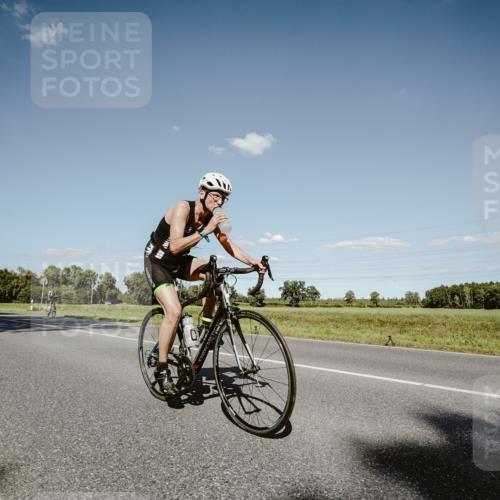 07.09.2025 - 19. Norderstedt Triathlon Michael Burmester http://msf.ph/oto/8856360 07.09.2025 15:21:22 Radfahren 1533, 1546 meine-sportfotos.de