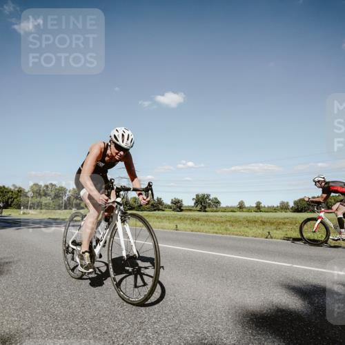 07.09.2025 - 19. Norderstedt Triathlon Michael Burmester http://msf.ph/oto/8856367 07.09.2025 15:21:31 Radfahren 463, 469 meine-sportfotos.de