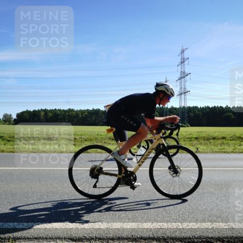 07.09.2025 - 19. Norderstedt Triathlon Michael Burmester http://msf.ph/oto/8856370 07.09.2025 11:06:29 Radfahren 196, 200, 1189, 1198 meine-sportfotos.de
