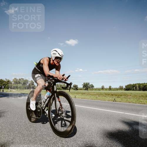 07.09.2025 - 19. Norderstedt Triathlon Michael Burmester http://msf.ph/oto/8856374 07.09.2025 15:21:34 Radfahren 403, 463, 469 meine-sportfotos.de