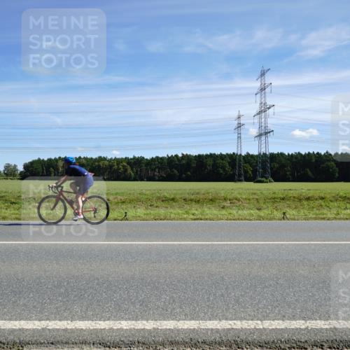 07.09.2025 - 19. Norderstedt Triathlon Michael Burmester http://msf.ph/oto/8856377 07.09.2025 12:48:43 Radfahren 283, 798, 810 meine-sportfotos.de