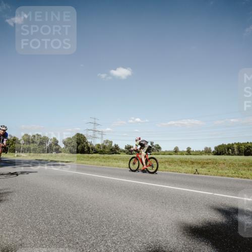 07.09.2025 - 19. Norderstedt Triathlon Michael Burmester http://msf.ph/oto/8856392 07.09.2025 15:21:40 Radfahren 479, 882, 1494, 1498 meine-sportfotos.de