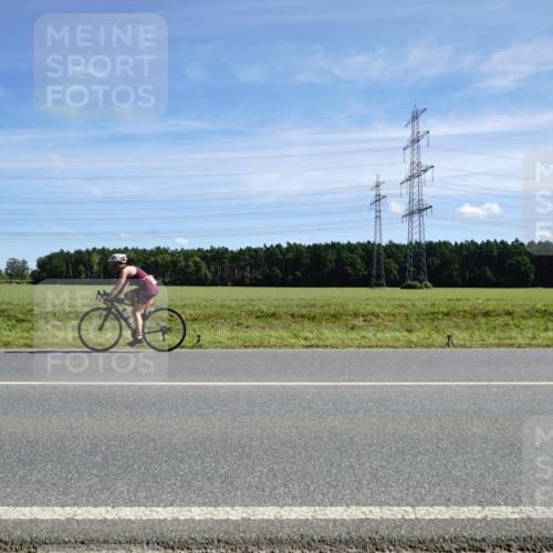 07.09.2025 - 19. Norderstedt Triathlon Michael Burmester http://msf.ph/oto/8856400 07.09.2025 12:48:53 Radfahren 142, 1216 meine-sportfotos.de