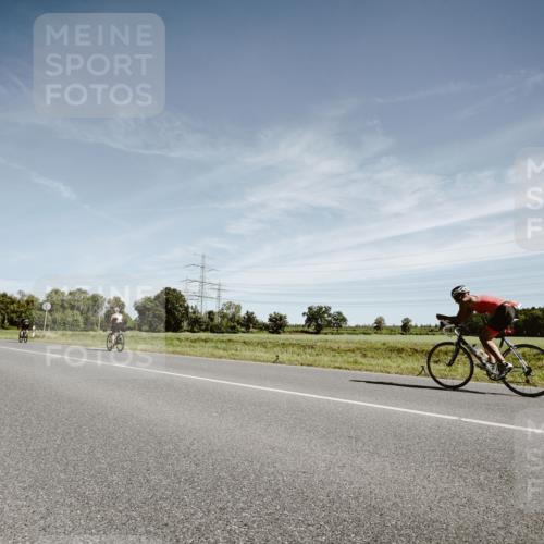 07.09.2025 - 19. Norderstedt Triathlon Michael Burmester http://msf.ph/oto/8856422 07.09.2025 12:17:15 Radfahren  meine-sportfotos.de
