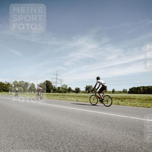 07.09.2025 - 19. Norderstedt Triathlon Michael Burmester http://msf.ph/oto/8856425 07.09.2025 12:17:16 Radfahren  meine-sportfotos.de