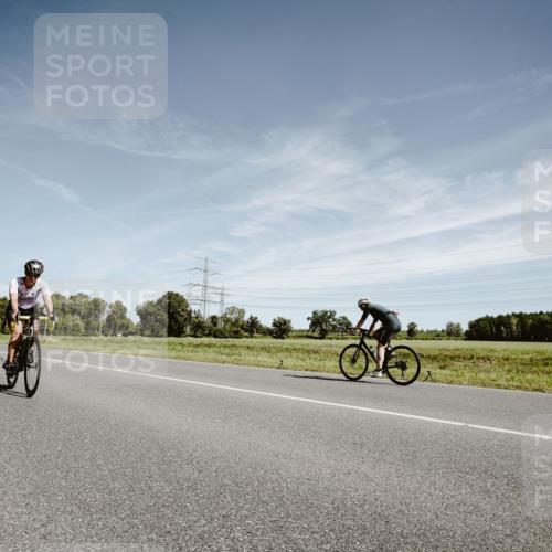 07.09.2025 - 19. Norderstedt Triathlon Michael Burmester http://msf.ph/oto/8856429 07.09.2025 12:17:20 Radfahren 293 meine-sportfotos.de