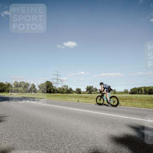 07.09.2025 - 19. Norderstedt Triathlon Michael Burmester http://msf.ph/oto/8856430 07.09.2025 15:21:56 Radfahren 415, 933, 1410, 1417, 1479 meine-sportfotos.de