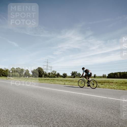 07.09.2025 - 19. Norderstedt Triathlon Michael Burmester http://msf.ph/oto/8856439 07.09.2025 12:17:26 Radfahren  meine-sportfotos.de