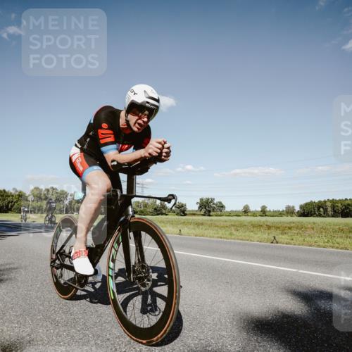 07.09.2025 - 19. Norderstedt Triathlon Michael Burmester http://msf.ph/oto/8856441 07.09.2025 15:21:58 Radfahren 415, 475, 1410, 1417, 1480 meine-sportfotos.de