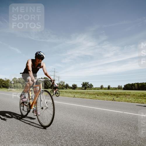 07.09.2025 - 19. Norderstedt Triathlon Michael Burmester http://msf.ph/oto/8856449 07.09.2025 12:17:33 Radfahren 715, 1272, 1327 meine-sportfotos.de