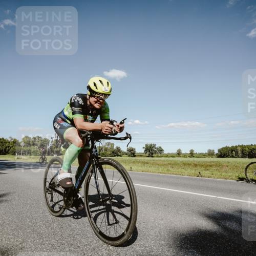 07.09.2025 - 19. Norderstedt Triathlon Michael Burmester http://msf.ph/oto/8856451 07.09.2025 15:22:02 Radfahren 475, 873, 883, 946, 949, 1410, 1480 meine-sportfotos.de