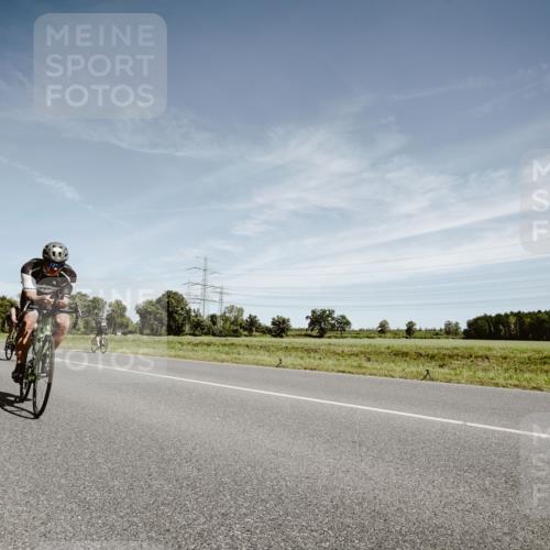 07.09.2025 - 19. Norderstedt Triathlon Michael Burmester http://msf.ph/oto/8856456 07.09.2025 12:17:35 Radfahren 715, 1248, 1272, 1327 meine-sportfotos.de