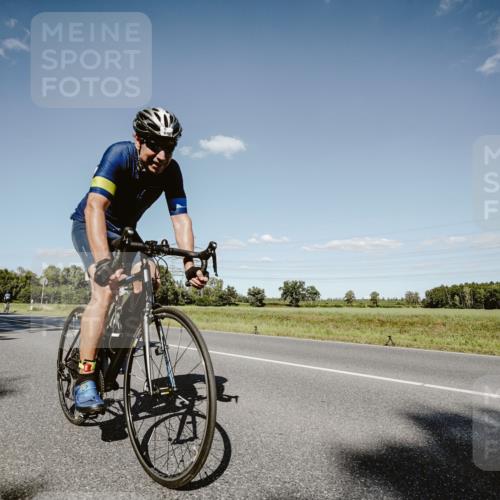 07.09.2025 - 19. Norderstedt Triathlon Michael Burmester http://msf.ph/oto/8856462 07.09.2025 15:22:05 Radfahren 873, 883, 946, 949, 1404, 1439 meine-sportfotos.de