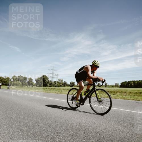 07.09.2025 - 19. Norderstedt Triathlon Michael Burmester http://msf.ph/oto/8856463 07.09.2025 12:17:36 Radfahren 715, 761, 1248, 1272, 1327 meine-sportfotos.de