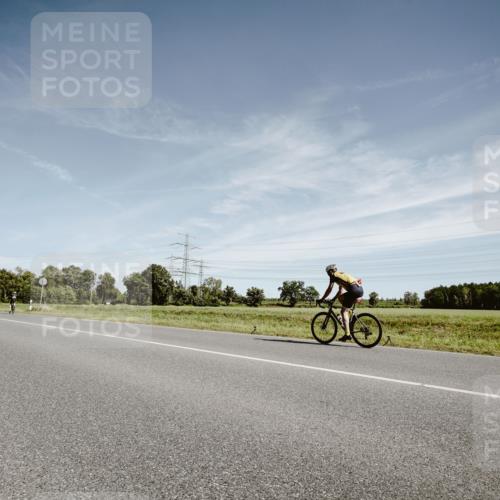 07.09.2025 - 19. Norderstedt Triathlon Michael Burmester http://msf.ph/oto/8856467 07.09.2025 12:17:37 Radfahren 715, 761, 1248, 1272 meine-sportfotos.de