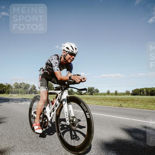 07.09.2025 - 19. Norderstedt Triathlon Michael Burmester http://msf.ph/oto/8856469 07.09.2025 15:22:06 Radfahren 873, 883, 946, 949, 1404, 1439 meine-sportfotos.de