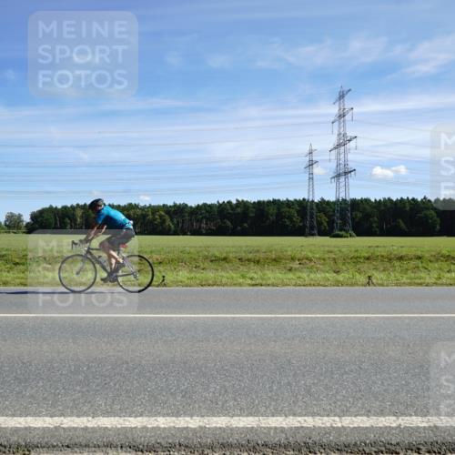 07.09.2025 - 19. Norderstedt Triathlon Michael Burmester http://msf.ph/oto/8856471 07.09.2025 12:49:22 Radfahren  meine-sportfotos.de