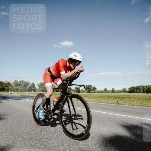 07.09.2025 - 19. Norderstedt Triathlon Michael Burmester http://msf.ph/oto/8856472 07.09.2025 15:22:07 Radfahren 935, 946, 949, 1404, 1439 meine-sportfotos.de