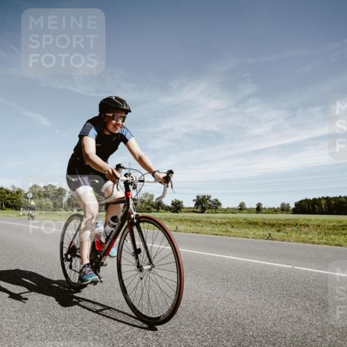 07.09.2025 - 19. Norderstedt Triathlon Michael Burmester http://msf.ph/oto/8856477 07.09.2025 12:17:39 Radfahren 761, 1248, 1272 meine-sportfotos.de