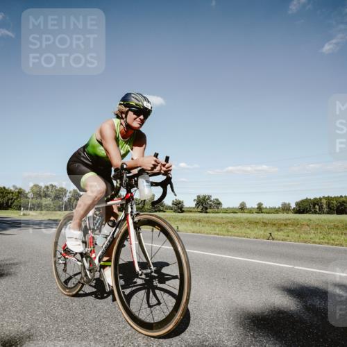 07.09.2025 - 19. Norderstedt Triathlon Michael Burmester http://msf.ph/oto/8856493 07.09.2025 15:22:18 Radfahren 472, 474, 932 meine-sportfotos.de