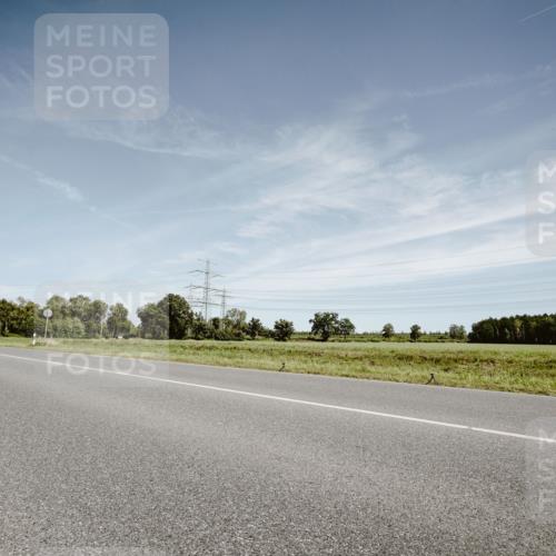 07.09.2025 - 19. Norderstedt Triathlon Michael Burmester http://msf.ph/oto/8856498 07.09.2025 12:17:51 Radfahren 721 meine-sportfotos.de
