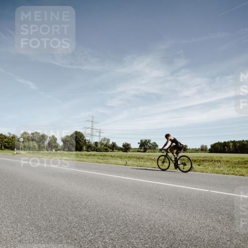 07.09.2025 - 19. Norderstedt Triathlon Michael Burmester http://msf.ph/oto/8856501 07.09.2025 12:17:56 Radfahren 164, 1242 meine-sportfotos.de